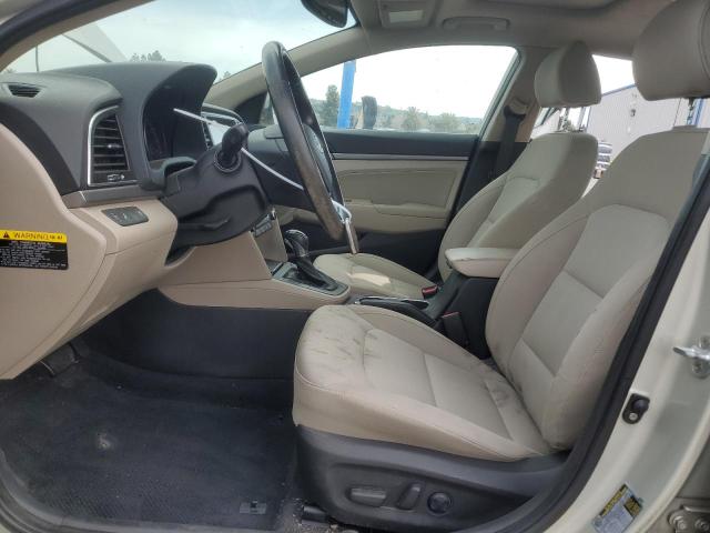 KMHD84LF7HU274023 Hyundai ELANTRA SE
