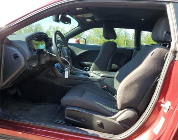 2C3CDZAGXJH305573 Dodge Challenger Sxt