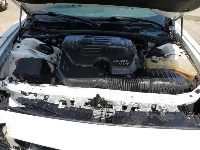 2C3CDZAG6FH823588 Dodge Challenger Sxt