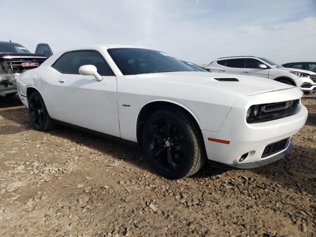 2C3CDZAT6FH822423 Dodge Challenger Sxt