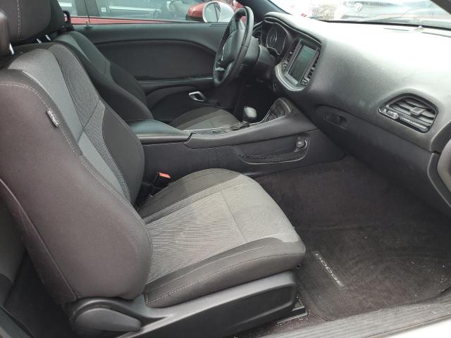2C3CDZAGXGH101882 Dodge Challenger Sxt