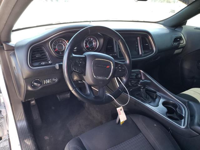 2C3CDZAT3FH869330 Dodge Challenger Sxt