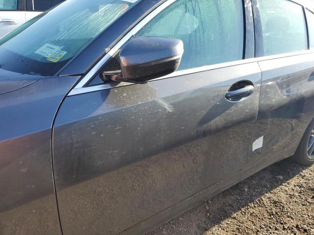 3MW5R7J04N8C41220 BMW 330XI