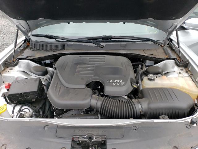 2C3CDXBG6KH724556 Dodge Charger Sxt
