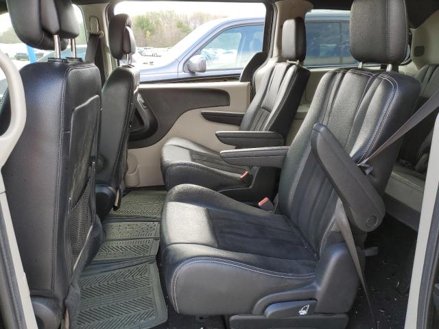 2C4RDGCG4JR268389 Dodge Grand Caravan Sxt