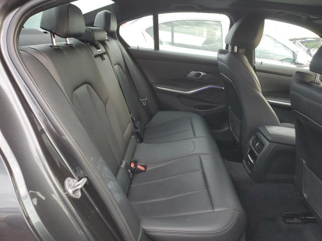 3MW5R7J04N8C41220 BMW 330XI