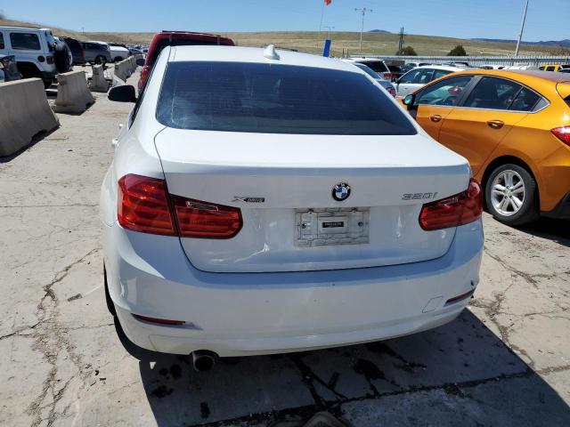 WBA3C3C51EP661593 BMW 320 I Xdrive