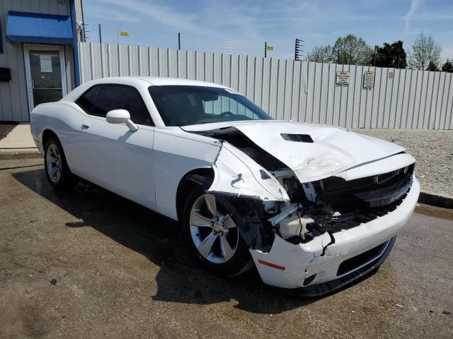 2C3CDZAG6FH823588 Dodge Challenger Sxt