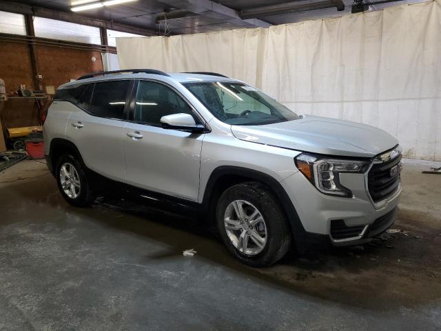 3GKALTEVXNL137852 GMC Terrain Sle