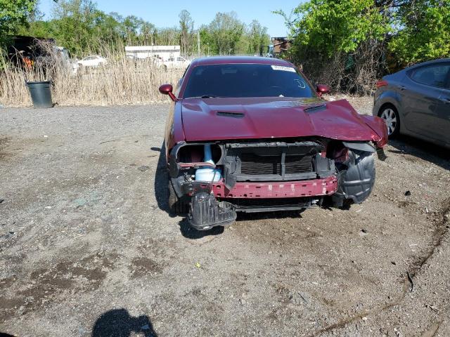 2C3CDZAGXJH305573 Dodge Challenger Sxt