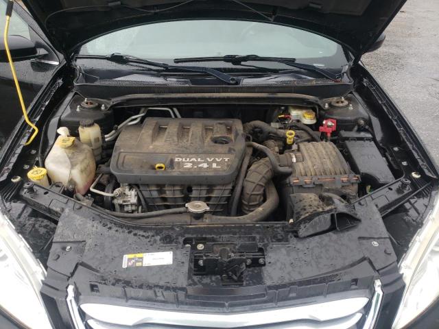 1C3CCBAB6EN208303 Chrysler 200 LX