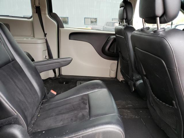 2C4RDGCG3JR300233 Dodge Grand Caravan Sxt