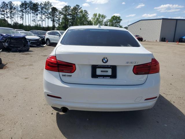 WBA8E1G36HNU16740 BMW 320 I