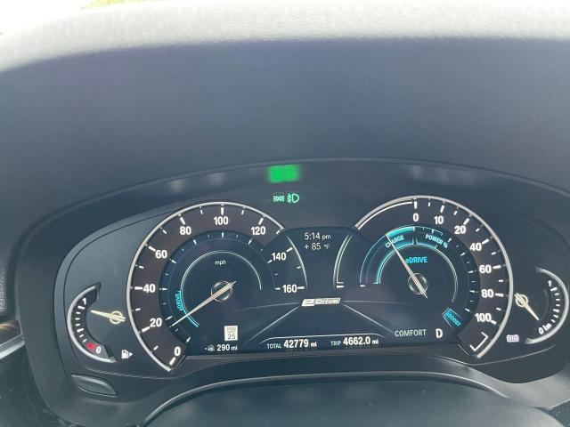 WBAJA9C57JB252943 BMW 530e