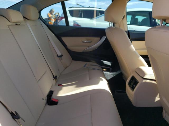 WBA8A3C53JA499555 BMW 320 XI