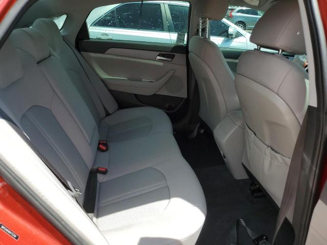 5NPE24AF8KH773718 Hyundai SONATA SE