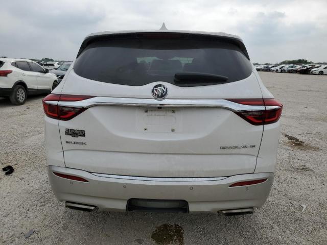 5GAERBKW3JJ284018 Buick Enclave Essence
