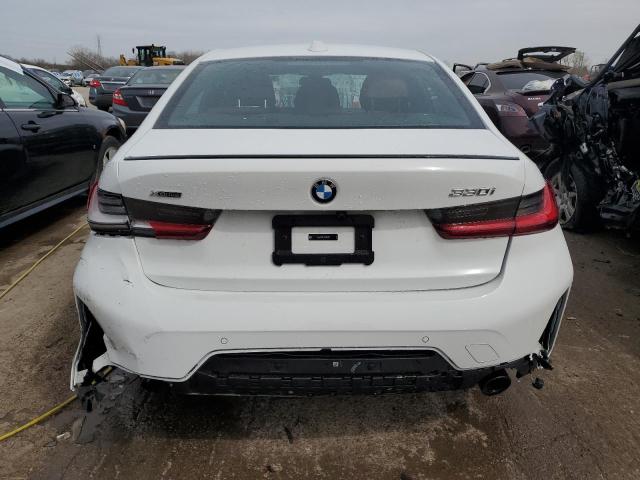 3MW89FF01R8E03133 BMW 330XI