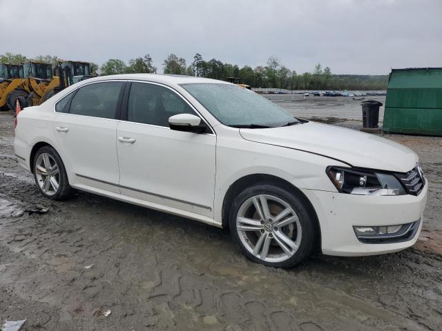 1VWBN7A30EC112019 Volkswagen PASSAT SE
