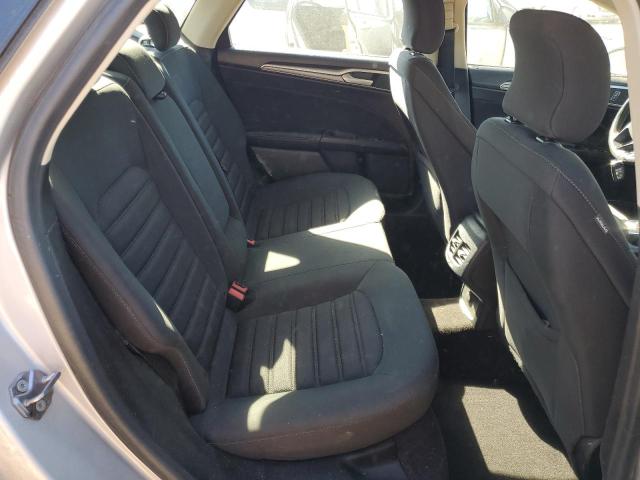 3FA6P0HD0KR203606 Ford FUSION SE
