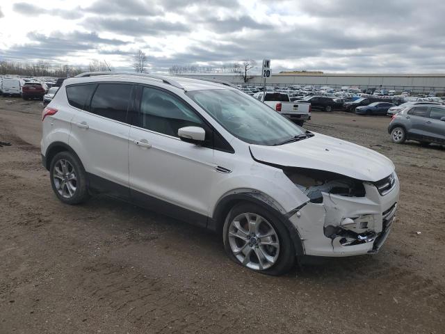 1FMCU0J95EUD71598 Ford Escape Titanium