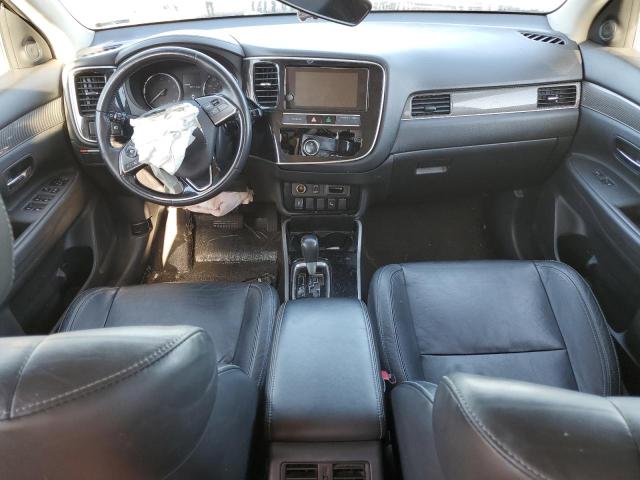 JA4AZ3A35KZ043083 Mitsubishi Outlander Se