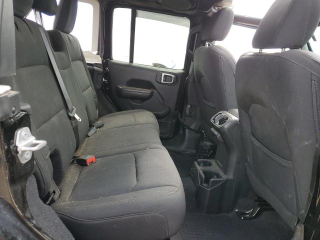 1C4HJXDG7JW298643 Jeep Wrangler Unlimited Sport
