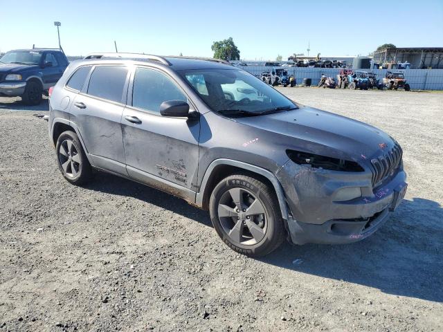 1C4PJMCS3HW520931 Jeep Cherokee Latitude