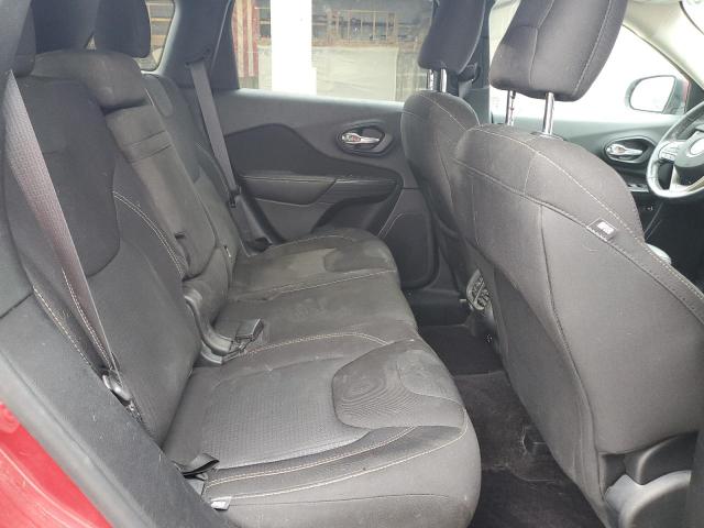 1C4PJMCB8GW238783 Jeep Cherokee Latitude