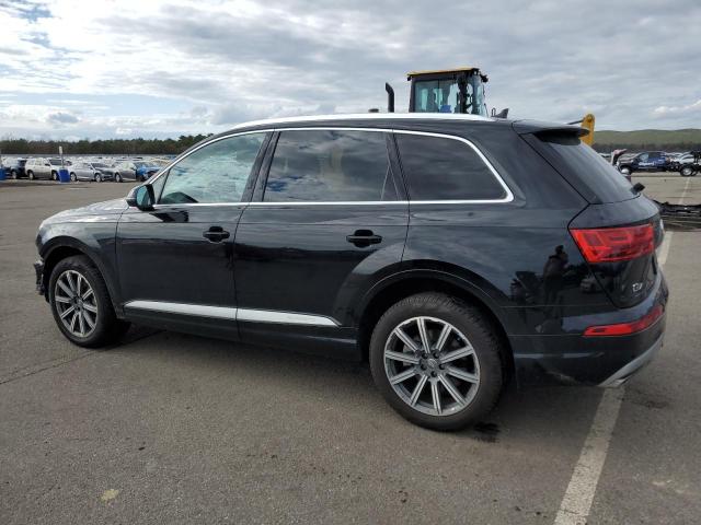 WA1LAAF76JD037675 Audi Q7 Premium Plus
