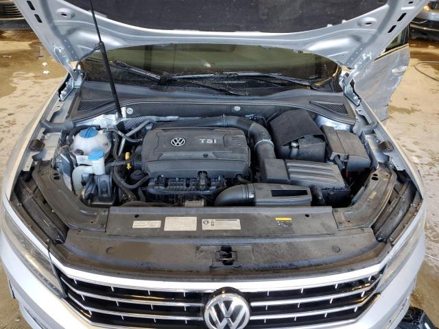 1VWGT7A35HC001921 Volkswagen PASSAT SE