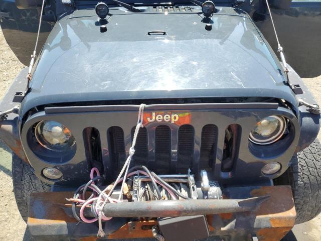 1C4BJWDGXJL907127 Jeep Wrangler Unlimited Sport