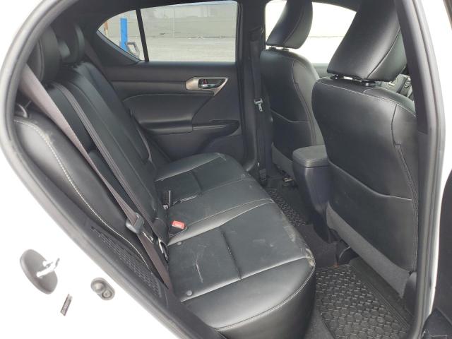 JTHKD5BH2E2199799 Lexus CT 200