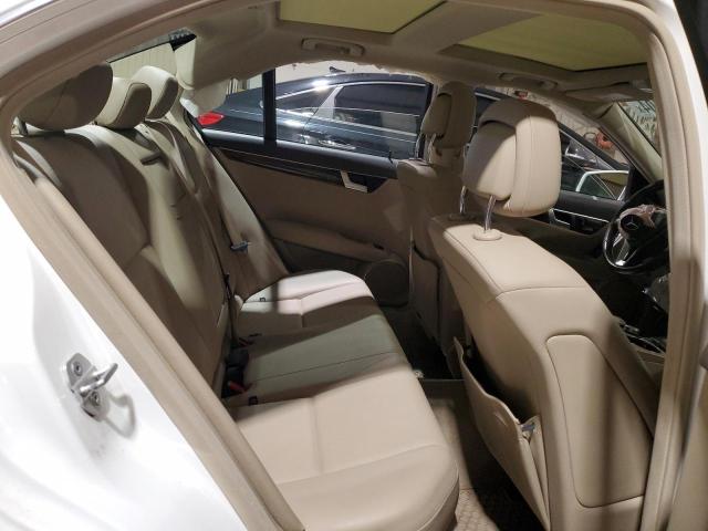 WDDGF8AB5ER315705 Mercedes-Benz C 300 4matic