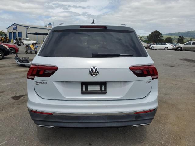 3VV3B7AX7JM082076 Volkswagen TIGUAN SE