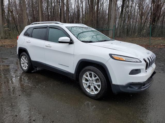 1C4PJMCB8HW649215 Jeep Cherokee Latitude