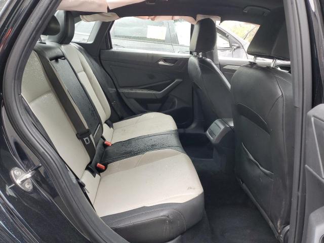 3VWCB7BU5KM268880 Volkswagen JETTA S