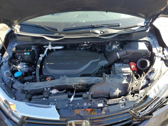 5FNRL6H85NB028977 Honda Odyssey Touring