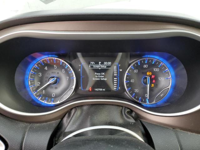 2C4RC1DG7LR157126 Chrysler Voyager Lxi