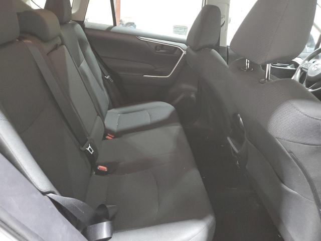 2T3G1RFVXMC152938 Toyota RAV4 LE