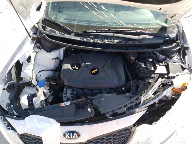 KNAFK4A68G5605618 KIA FORTE LX