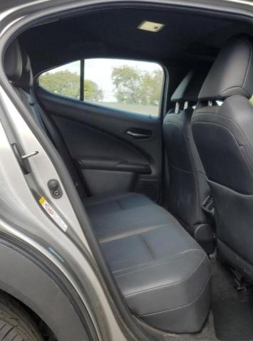 JTHY3JBH1K2000226 Lexus UX 200
