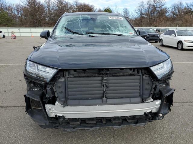 WA1LAAF76JD037675 Audi Q7 Premium Plus