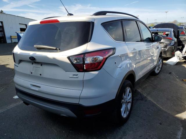 1FMCU0GD8HUA68623 Ford ESCAPE SE