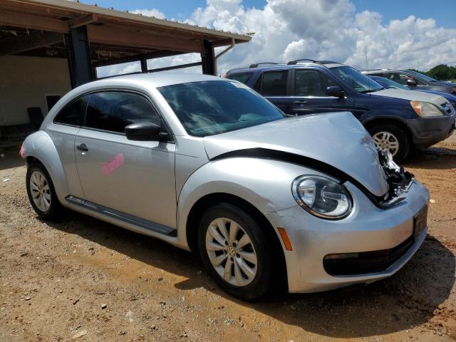 3VWFP7AT5EM620321 Volkswagen Beetle