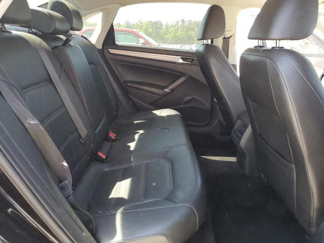1VWAA7A37JC050524 Volkswagen PASSAT S