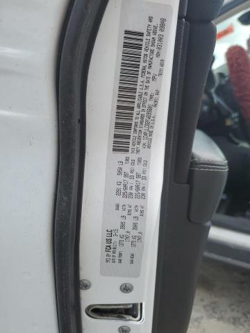 1C4PJLCB2FW695601 Jeep Cherokee Latitude