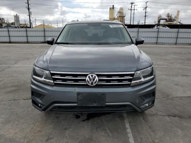 3VV2B7AX9JM181168 Volkswagen TIGUAN SE