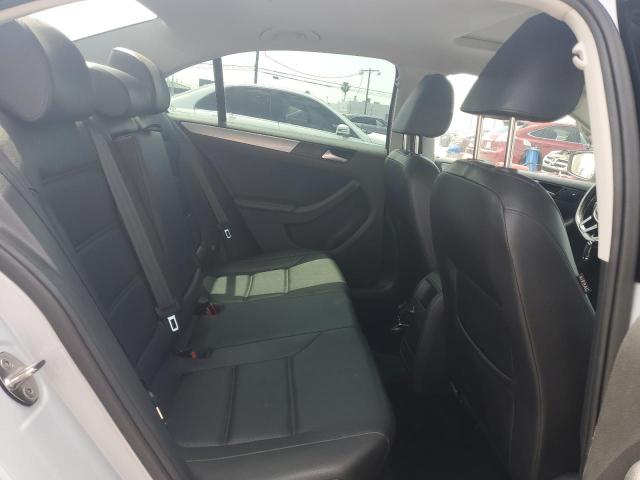 3VWDB7AJ2HM397387 Volkswagen JETTA SE