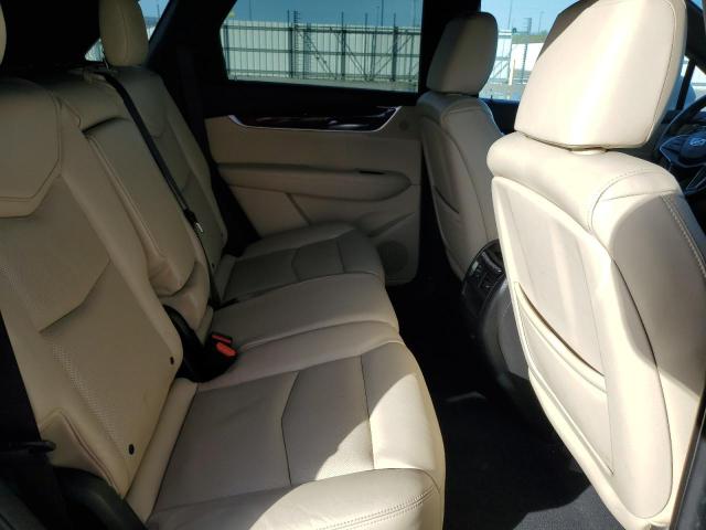 1GYKNCRS8HZ165943 Cadillac Xt5 Premium Luxury